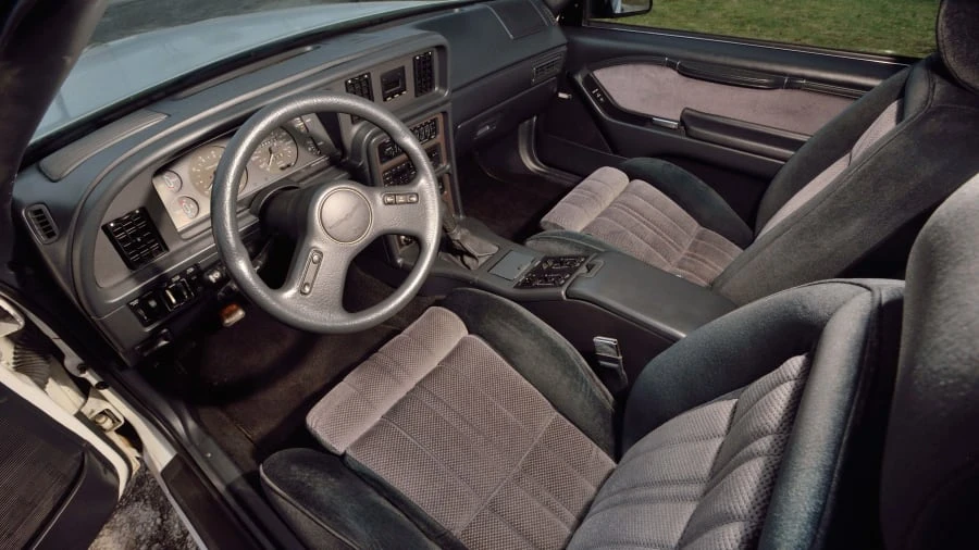 1988 Ford Thunderbird 9th Gen - Image 4 of 27