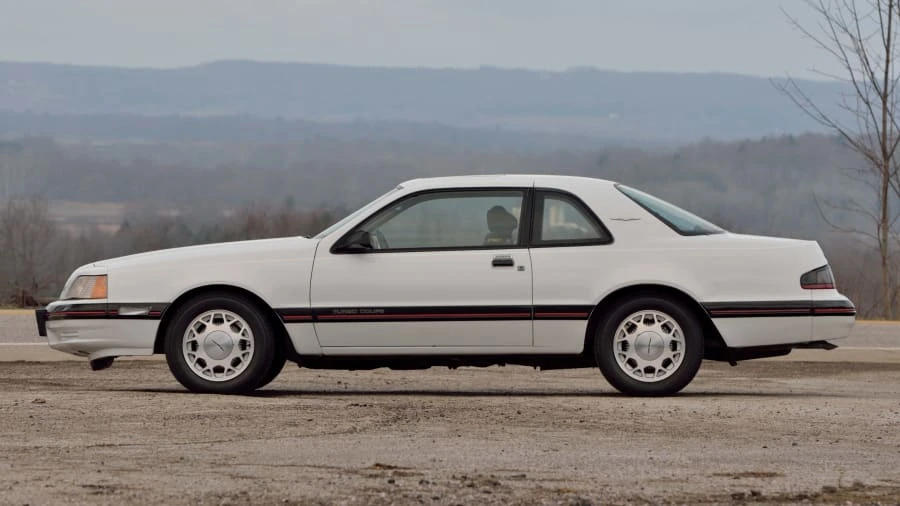 1988 Ford Thunderbird 9th Gen - Image 8 of 27