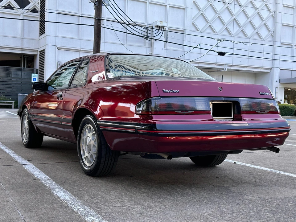 1988 Ford Thunderbird 9th Gen - Image 22 of 31