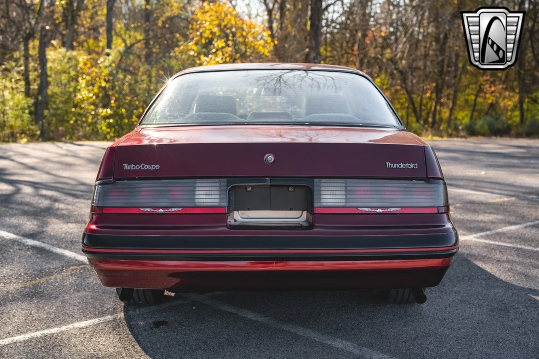 1988 Ford Thunderbird 10th Gen - Image 7 of 21