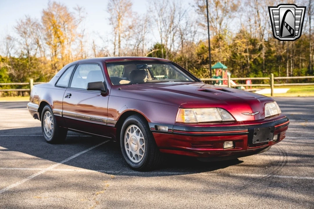 1988 Ford Thunderbird 10th Gen - Image 10 of 21