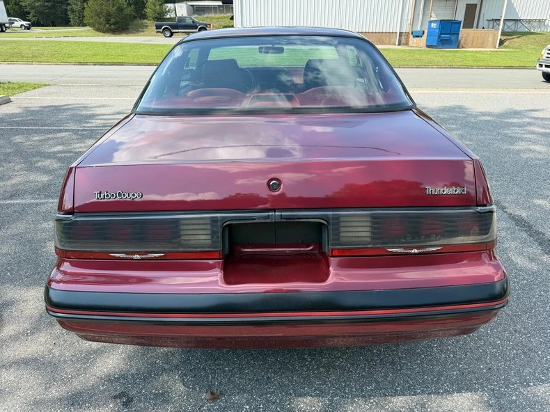 1988 Ford Thunderbird 9th Gen - Image 8 of 27
