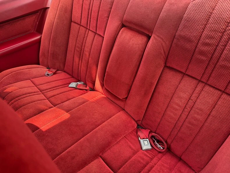 1988 Ford Thunderbird 9th Gen - Image 14 of 27