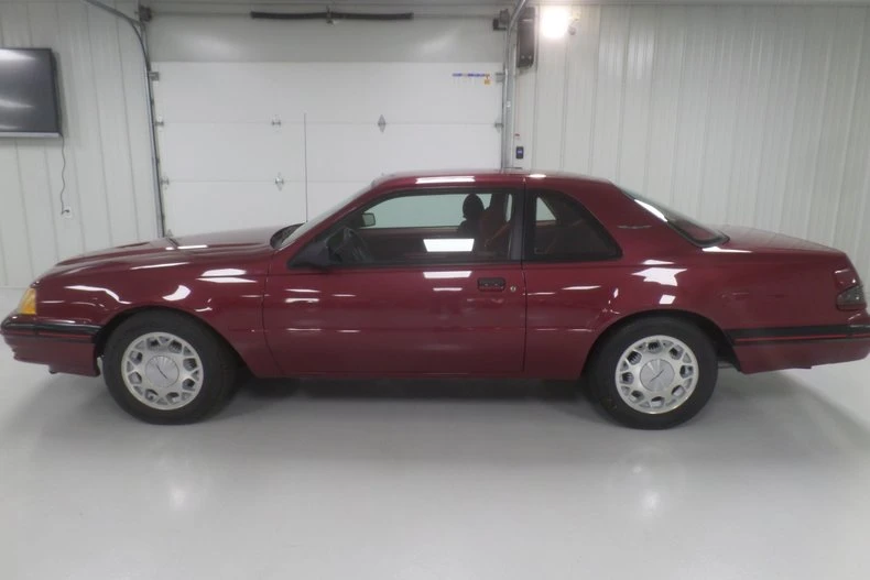 1988 Ford Thunderbird 9th Gen - Image 4 of 27