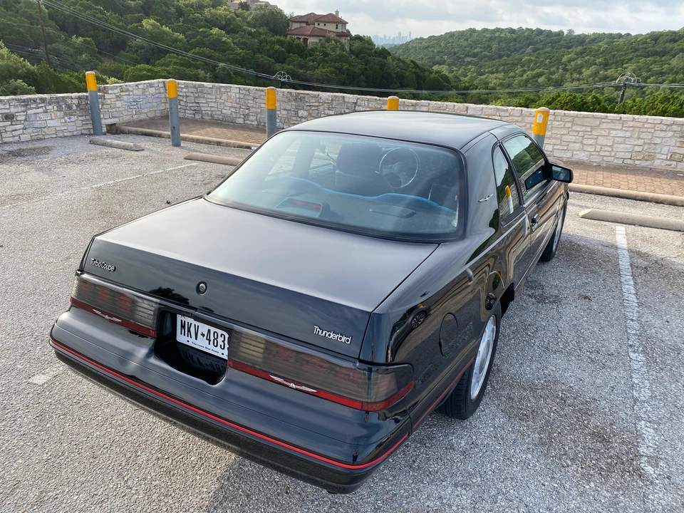 1988 Ford Thunderbird 9th Gen - Image 19 of 31