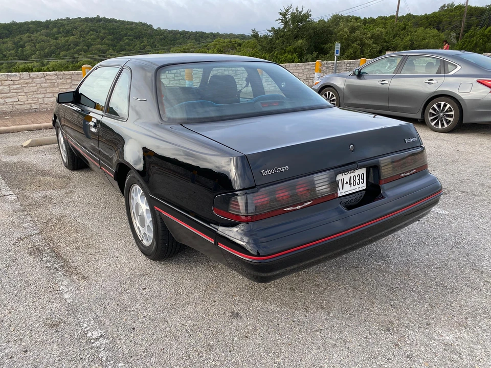 1988 Ford Thunderbird 9th Gen - Image 12 of 31