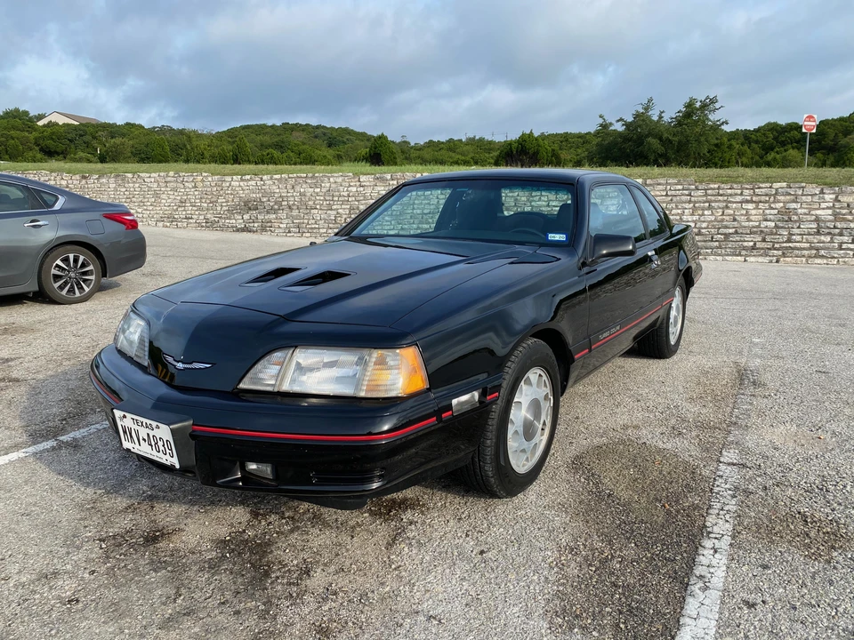 1988 Ford Thunderbird 9th Gen - Image 2 of 31