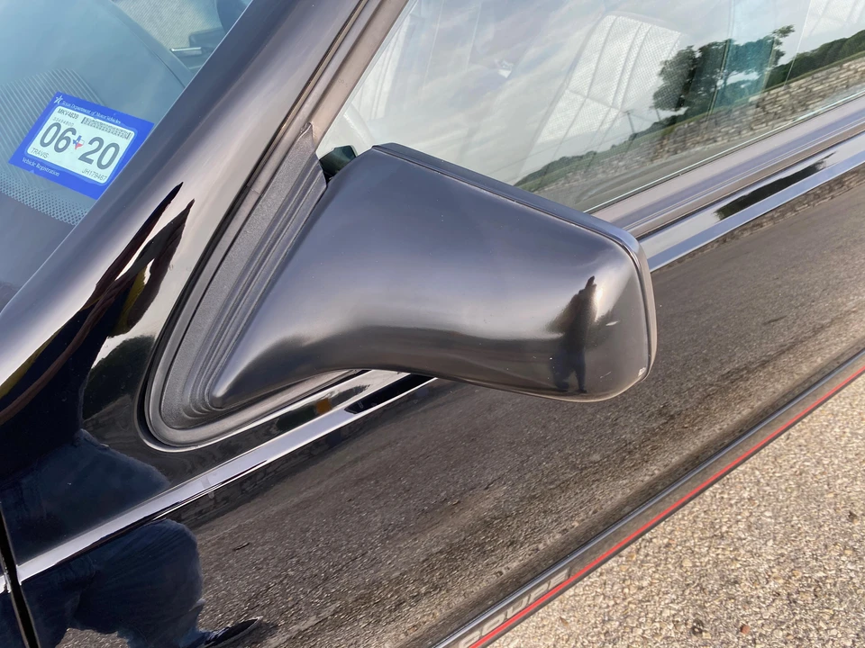 1988 Ford Thunderbird 9th Gen - Image 22 of 31