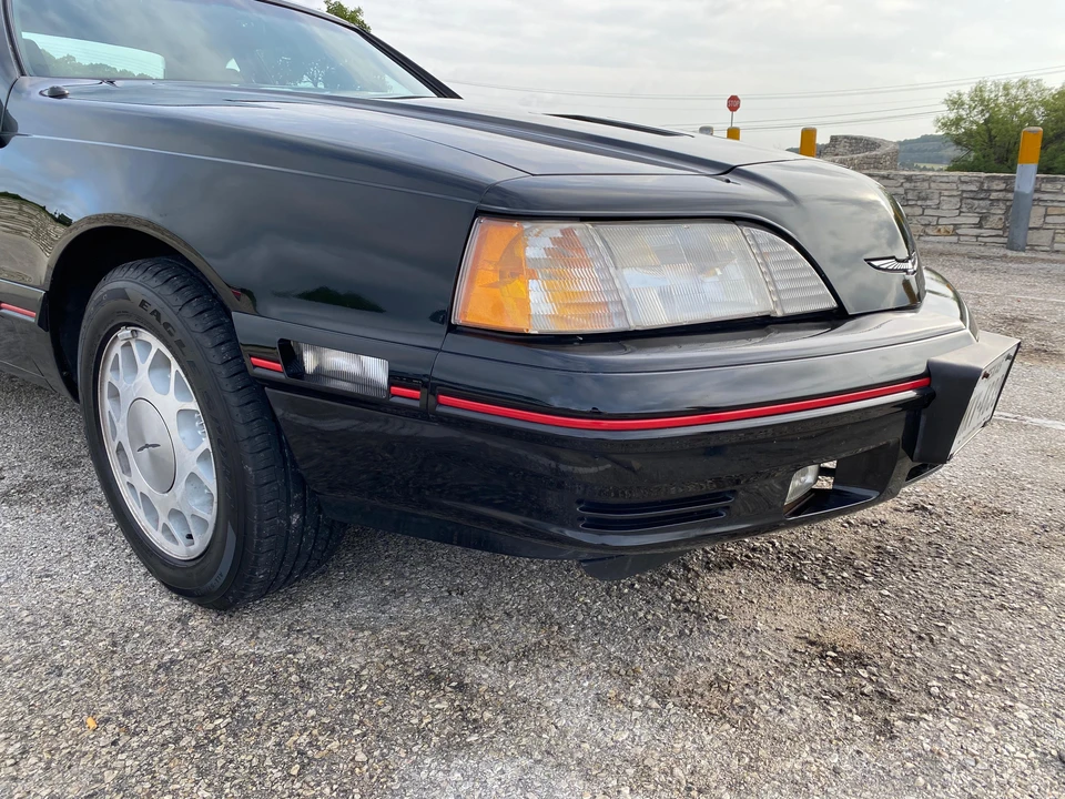 1988 Ford Thunderbird 9th Gen - Image 21 of 31