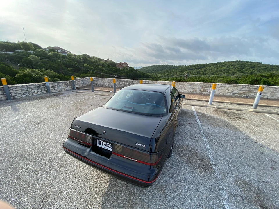 1988 Ford Thunderbird 9th Gen - Image 18 of 31