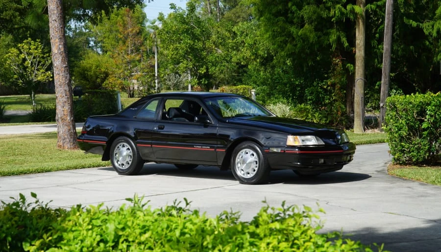 1988 Ford Thunderbird 10th Gen - Image 6 of 31