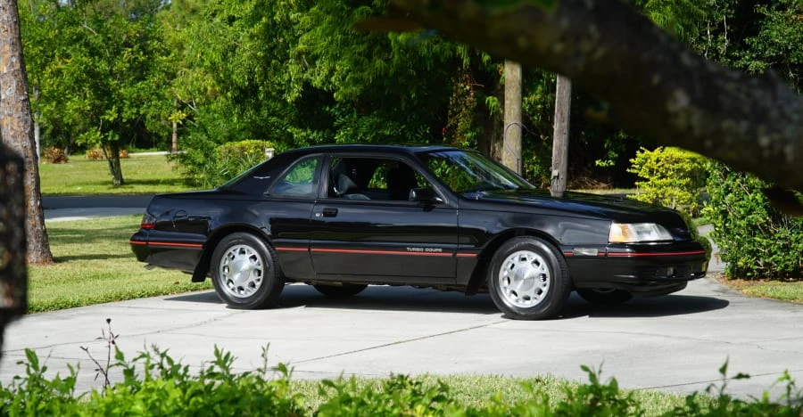 1988 Ford Thunderbird 10th Gen - Image 8 of 31