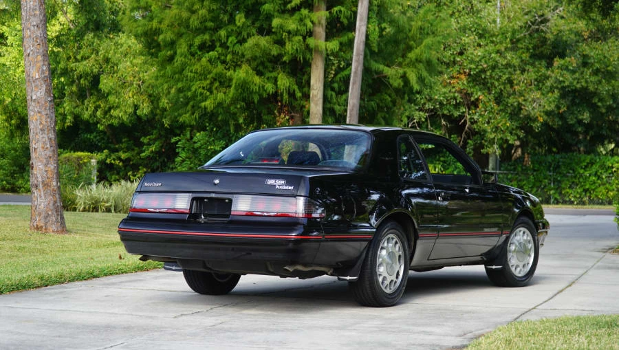 1988 Ford Thunderbird 10th Gen - Image 5 of 31