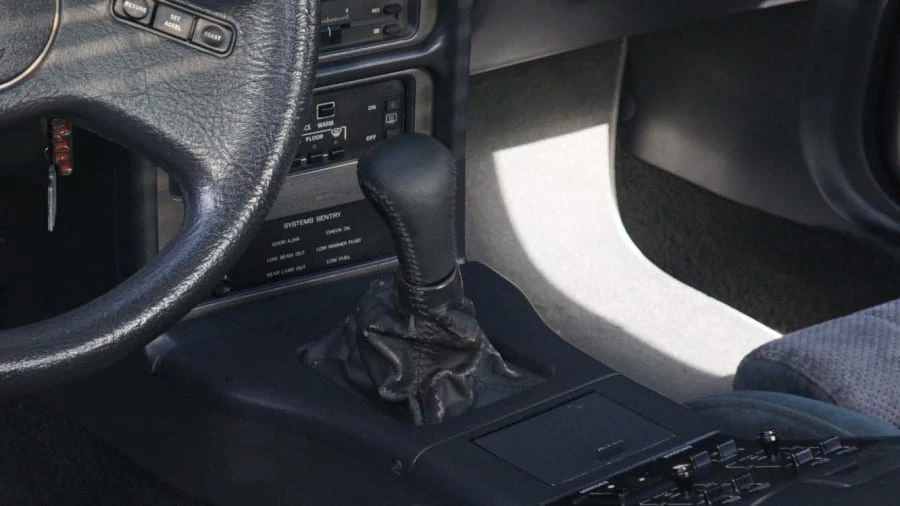 1988 Ford Thunderbird 10th Gen - Image 30 of 31