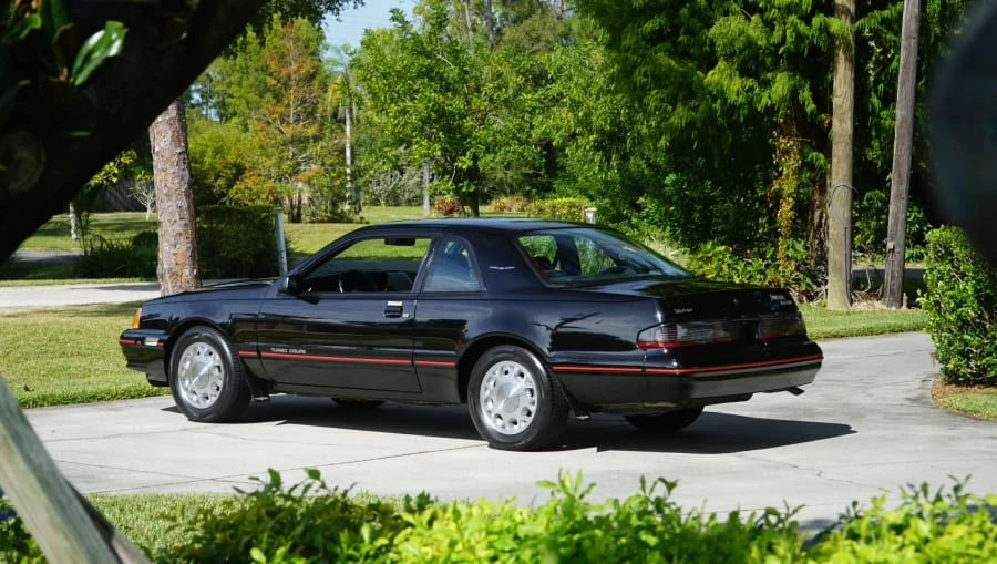 1988 Ford Thunderbird 10th Gen - Image 13 of 31