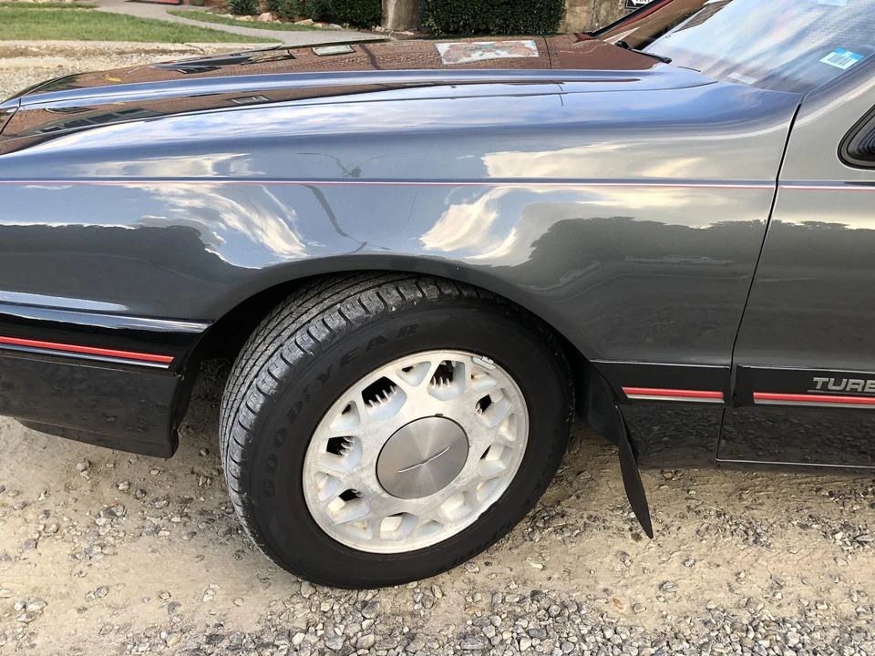 1988 Ford Thunderbird 9th Gen - Image 27 of 31