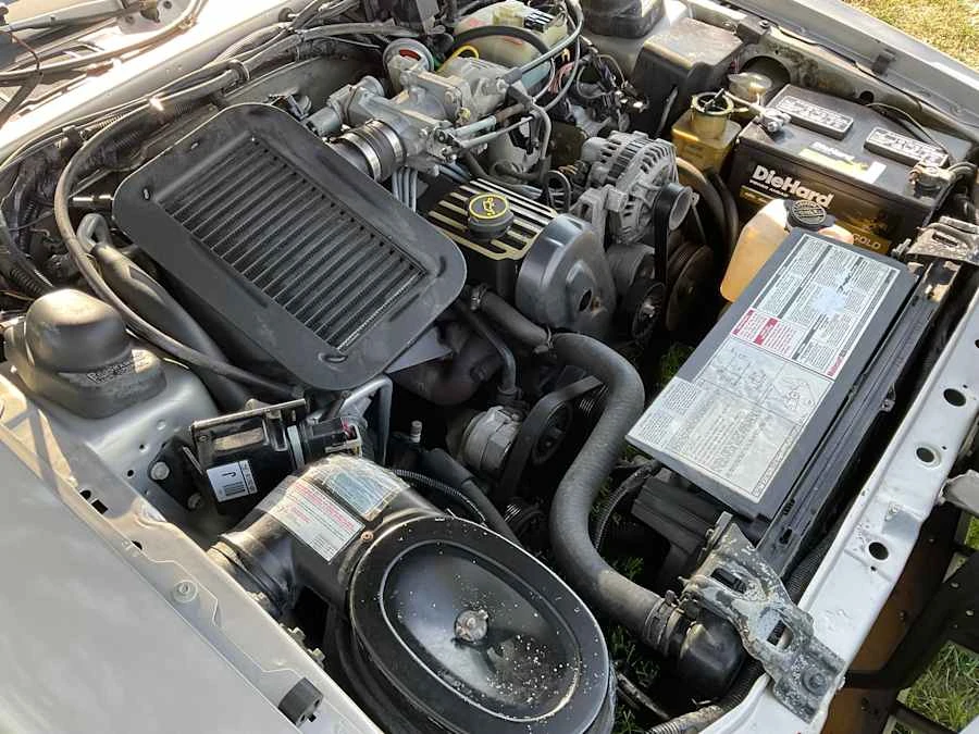 1988 Ford Thunderbird 9th Gen - Image 10 of 10