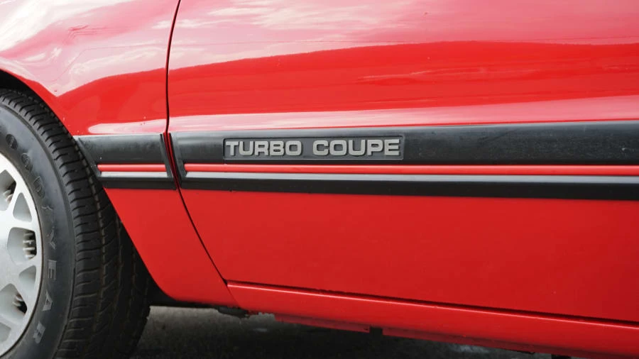 1988 Ford Thunderbird 9th Gen - Image 30 of 31