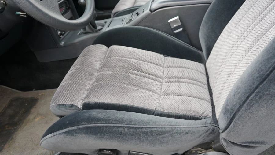 1988 Ford Thunderbird 9th Gen - Image 7 of 31
