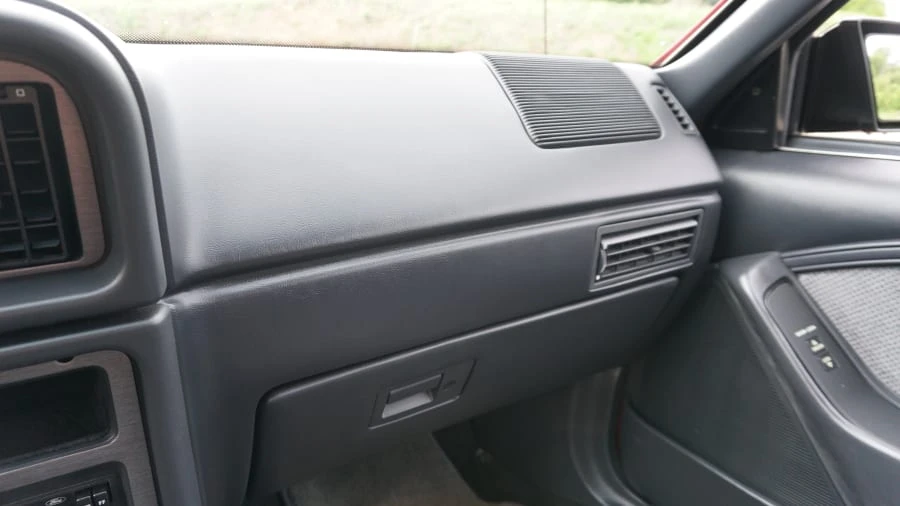 1988 Ford Thunderbird 9th Gen - Image 11 of 31