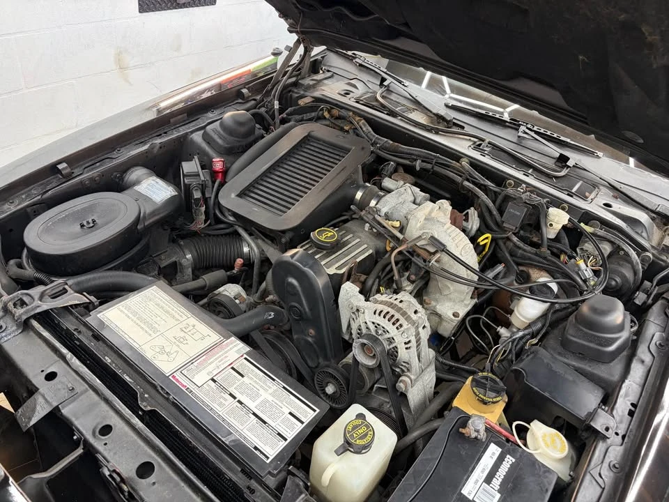 1988 Ford Thunderbird 9th Gen - Image 7 of 10