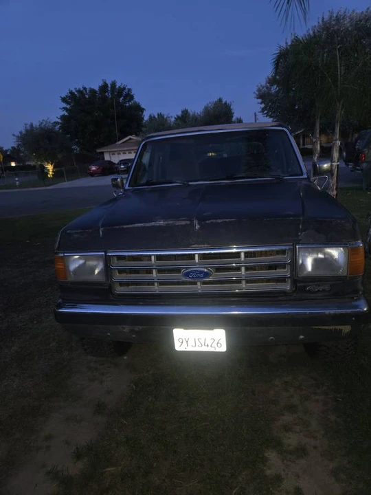 1988 Ford Bronco - Image 8 of 12