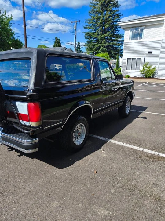 1988 Ford Bronco - Image 9 of 13