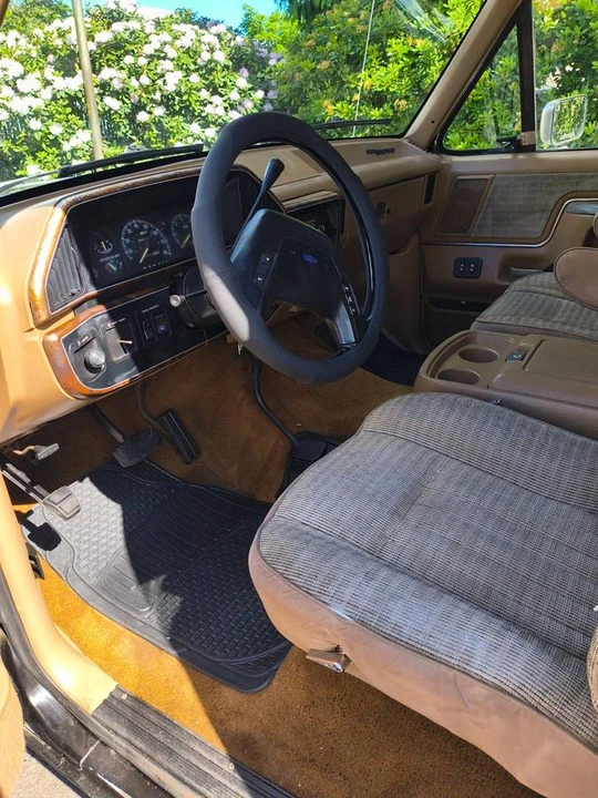 1988 Ford Bronco - Image 10 of 13