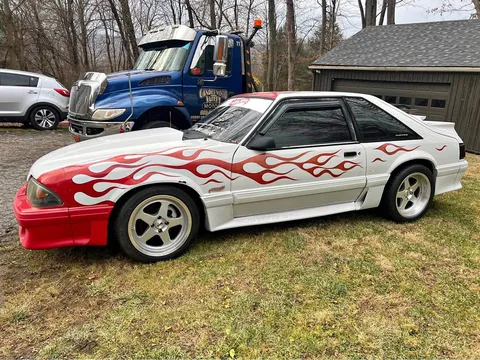 1988 Ford Mustang GT