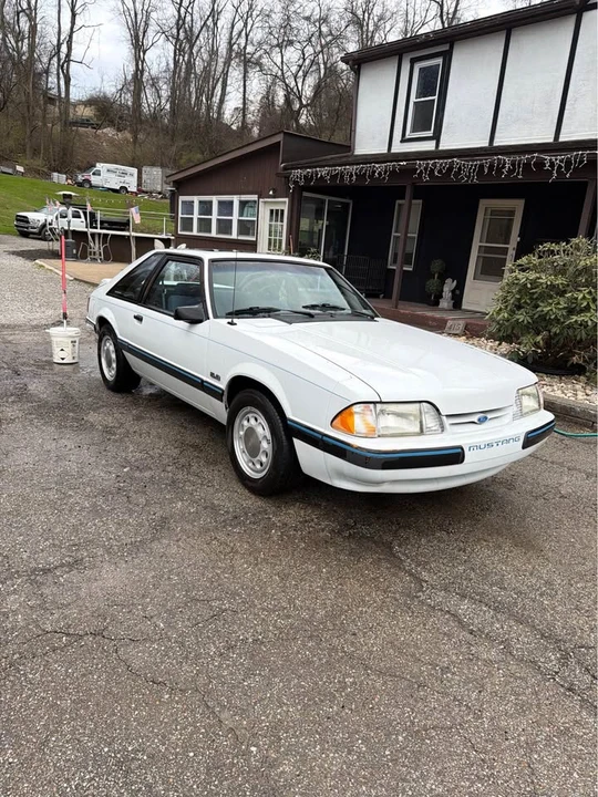 1988 Ford Mustang 3rd Gen - Image 4 of 7
