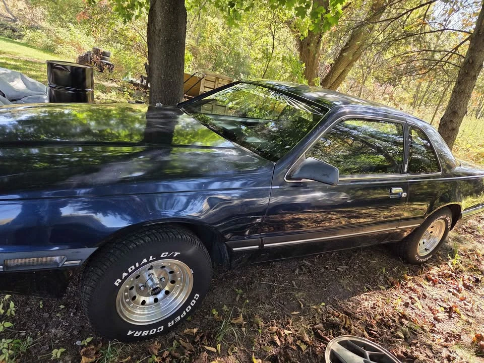 1988 Ford Thunderbird 9th Gen - Image 2 of 8