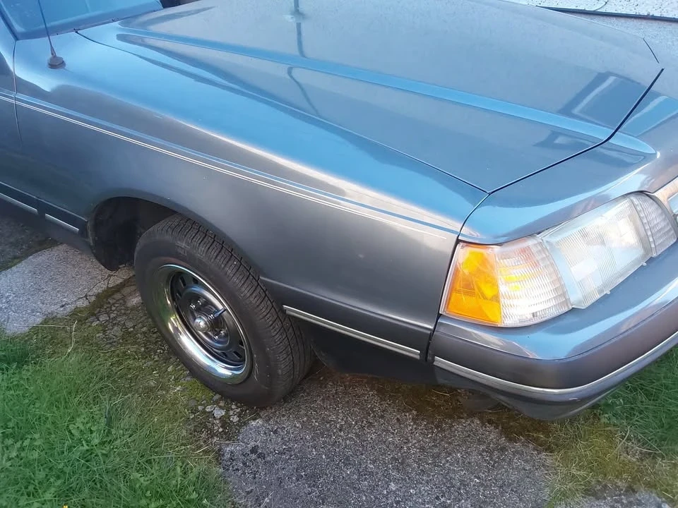 1988 Ford Thunderbird 10th Gen - Image 4 of 6