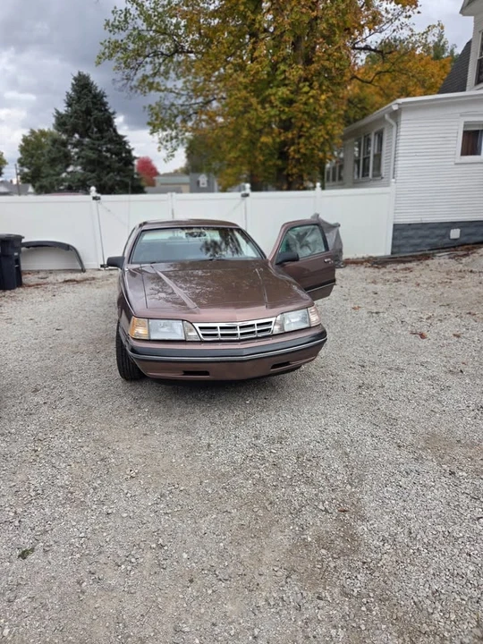 1988 Ford Thunderbird 9th Gen - Image 8 of 12