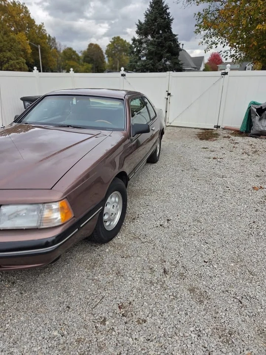 1988 Ford Thunderbird 9th Gen - Image 9 of 12