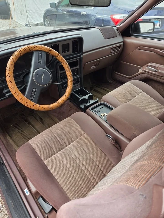 1988 Ford Thunderbird 9th Gen - Image 4 of 12