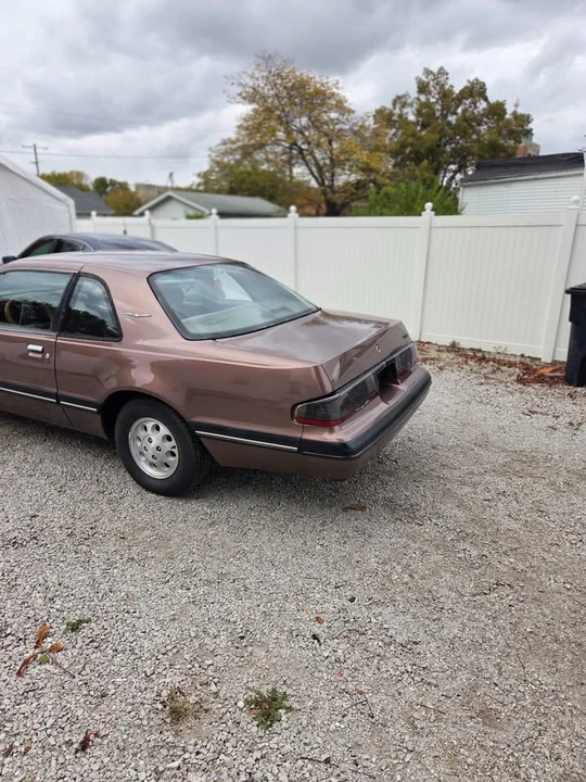 1988 Ford Thunderbird 9th Gen - Image 10 of 12