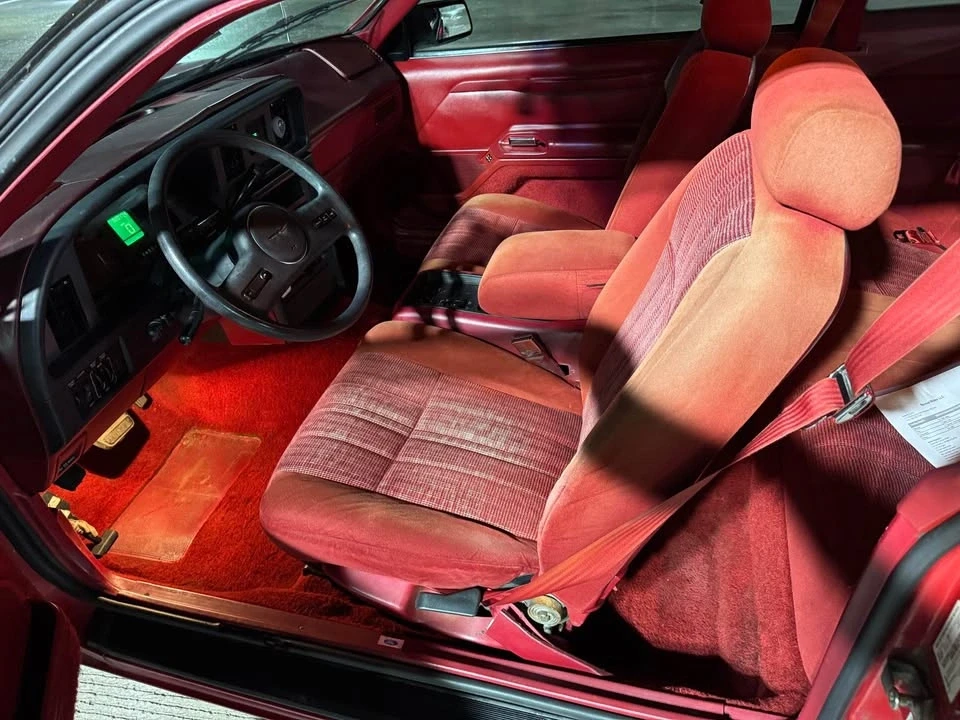1988 Ford Thunderbird 9th Gen - Image 9 of 19
