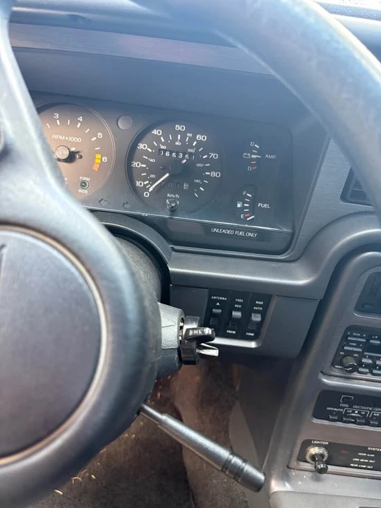 1988 Ford Thunderbird 9th Gen - Image 5 of 9