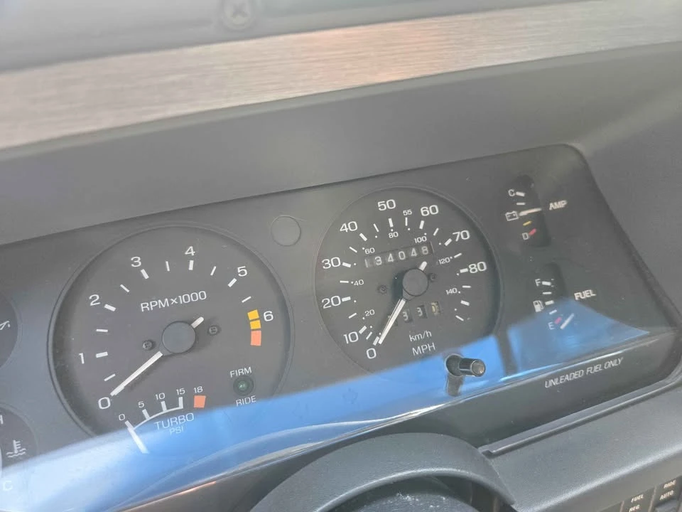 1988 Ford Thunderbird 9th Gen - Image 9 of 14