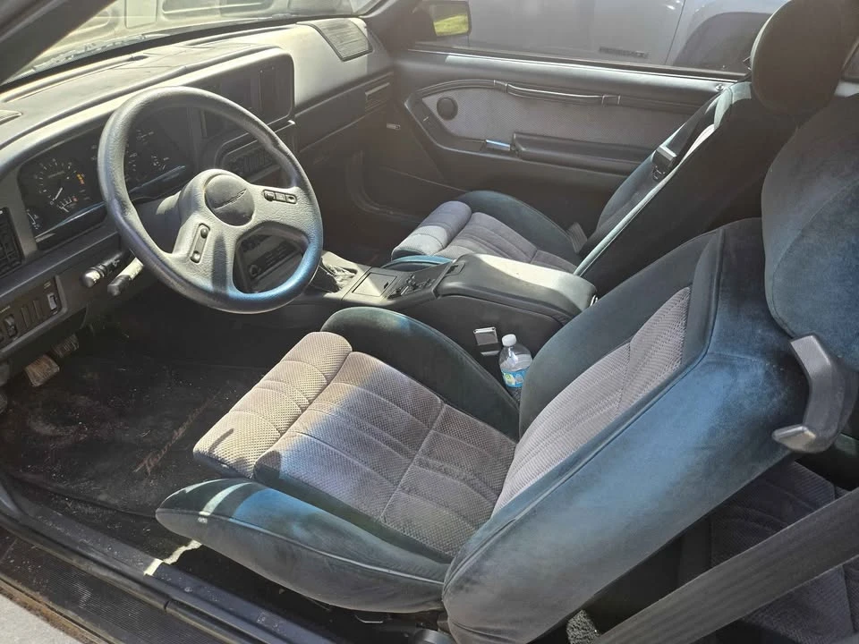 1988 Ford Thunderbird 9th Gen - Image 8 of 14