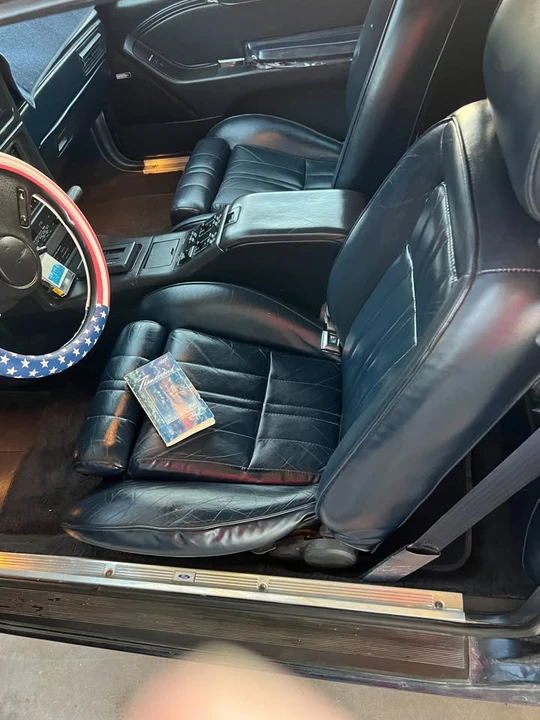 1988 Ford Thunderbird 9th Gen - Image 16 of 19