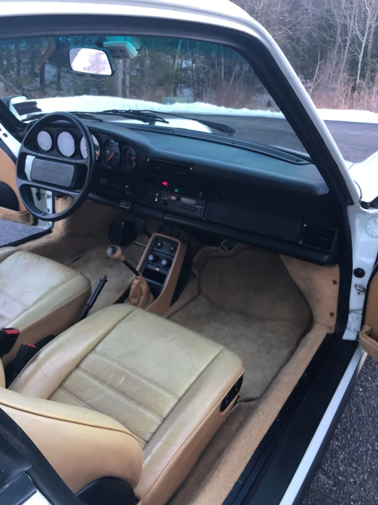 1988 Porsche 911 Carrera 3.2 - Image 11 of 22