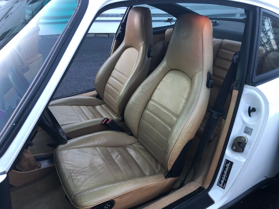 1988 Porsche 911 Carrera 3.2 - Image 12 of 22