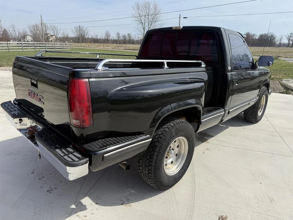 1988 GMC C/K 3rd Gen - Image 6 of 16