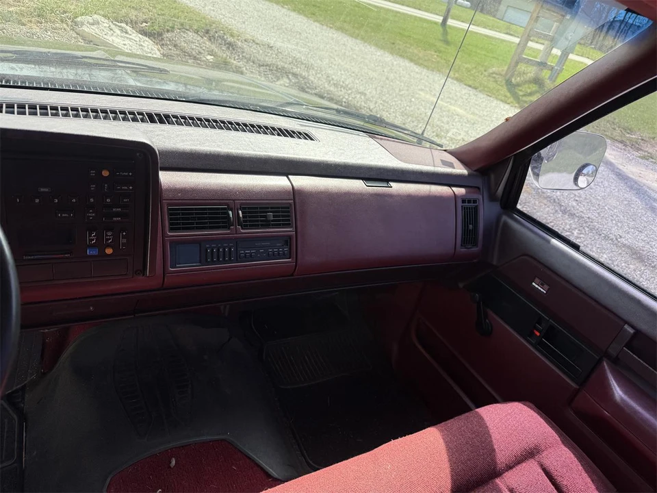 1988 GMC C/K 3rd Gen - Image 11 of 16