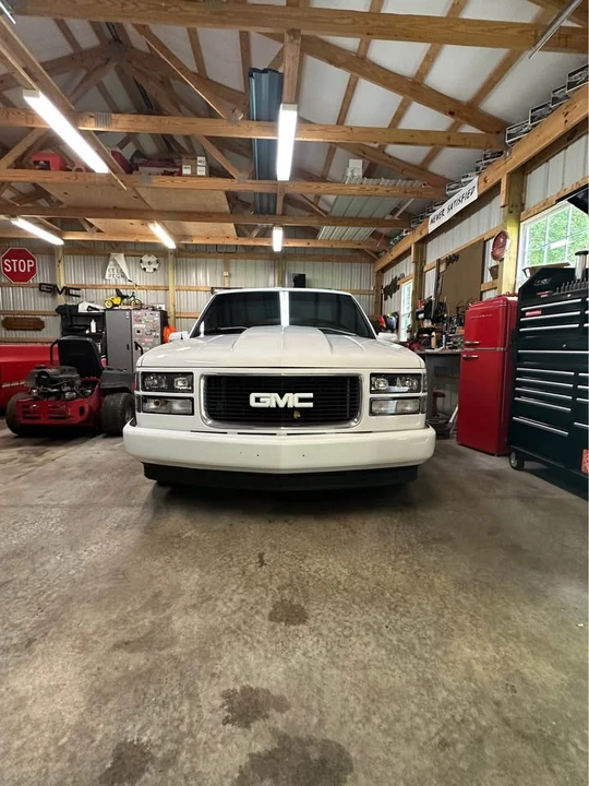 1988 GMC C/K 3rd Gen - Image 2 of 10