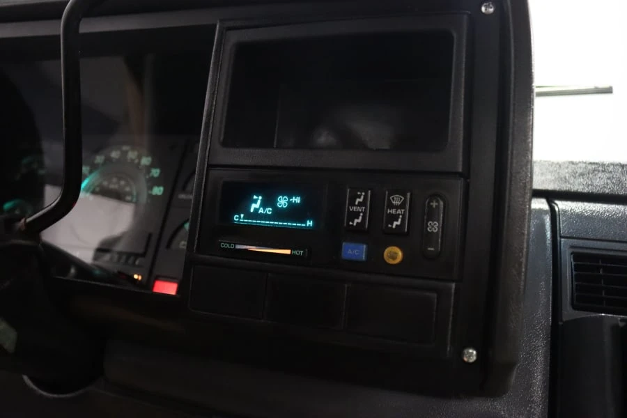 1988 GMC Sierra 1st Gen - Image 19 of 31