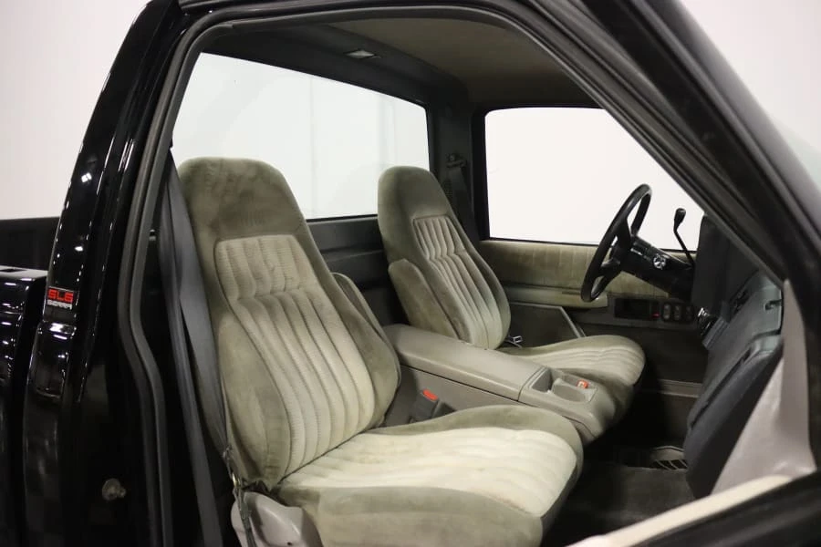 1988 GMC Sierra 1st Gen - Image 18 of 31