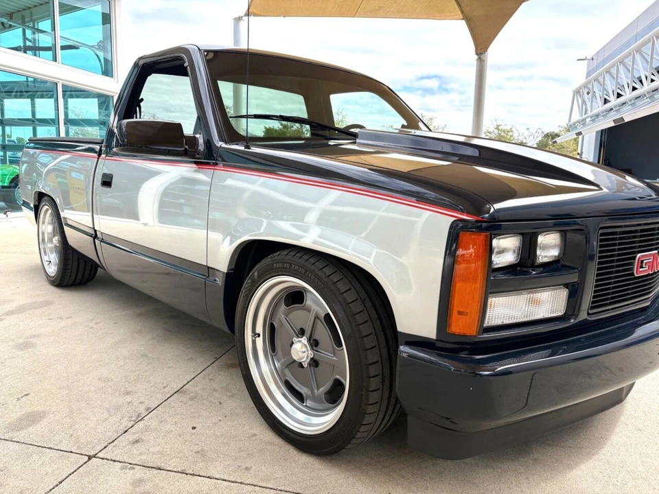 1988 GMC Sierra 1st Gen - Image 19 of 21