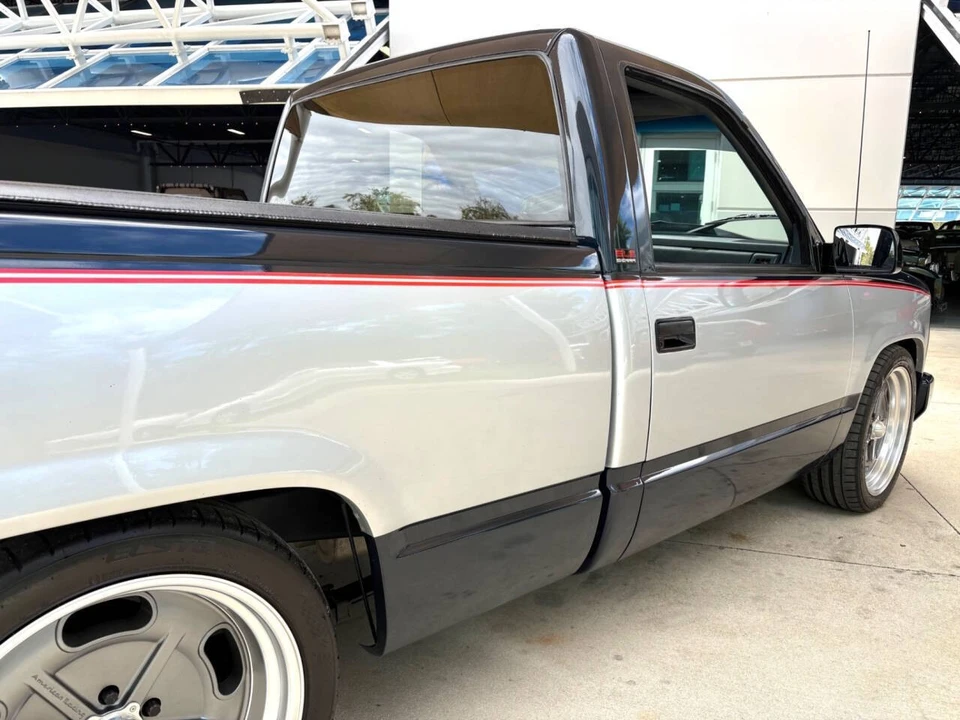 1988 GMC Sierra 1st Gen - Image 17 of 21